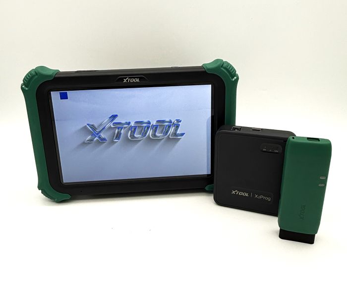 XTOOL NEXT N9EV 2 — професійний автосканер для електромобілів та гібридів