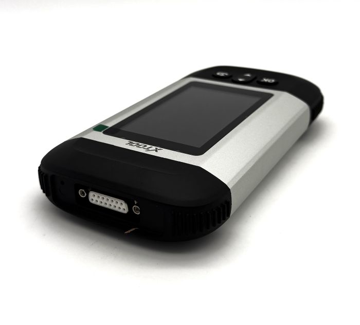 XTOOL E2 Pro — діагностичний сканер для електромобілів (EV) та гібридів