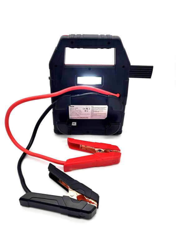 CARKU EPower-99C — пусковий пристрій 12/24 В 3000 А 42000 мАг для легкових і вантажних авто